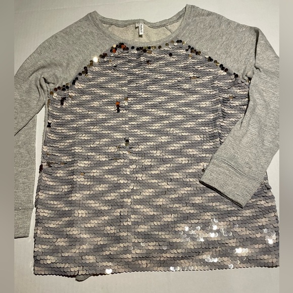 Studio Y gray sequined striped raglan top size L - Picture 1 of 5